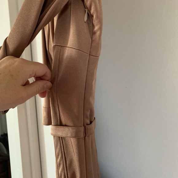 Karen Millen blush (6) fitted shirt-dress, midi-length, like new. - Picture 14 of 16